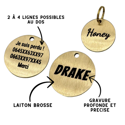 Détail de la gravure sur la médaille ronde laiton