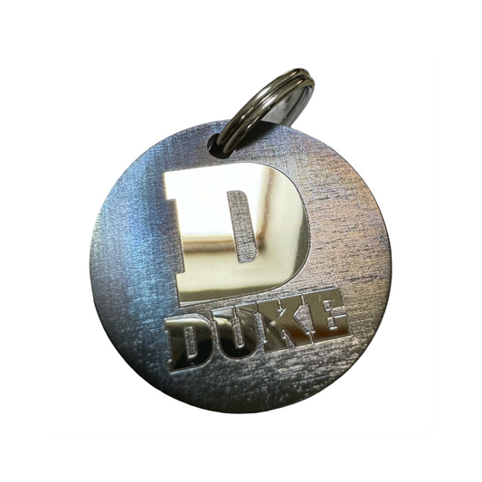 Sonderedition der Stahlmedaille mit schillernden Zahlen und Buchstaben 